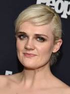 How tall is Gayle Rankin?